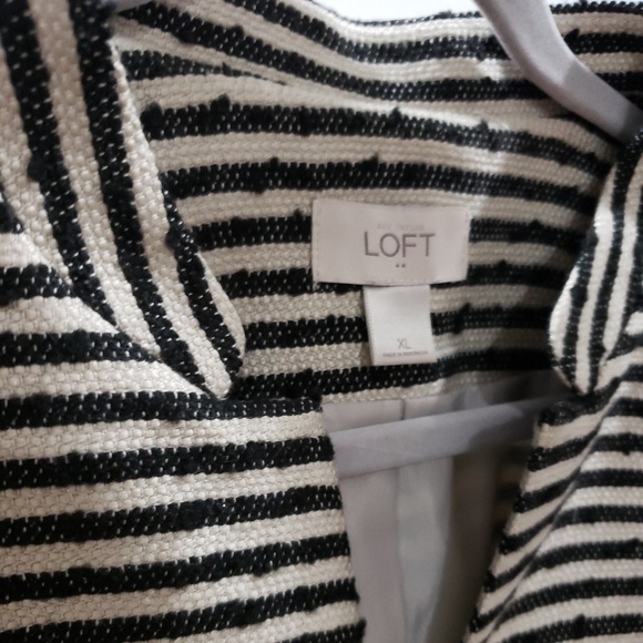 Ann Taylor LOFT Striped Zip Up Jacket Textured - Picture 2 of 5